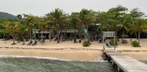 Camp Bay Lodge Roatan