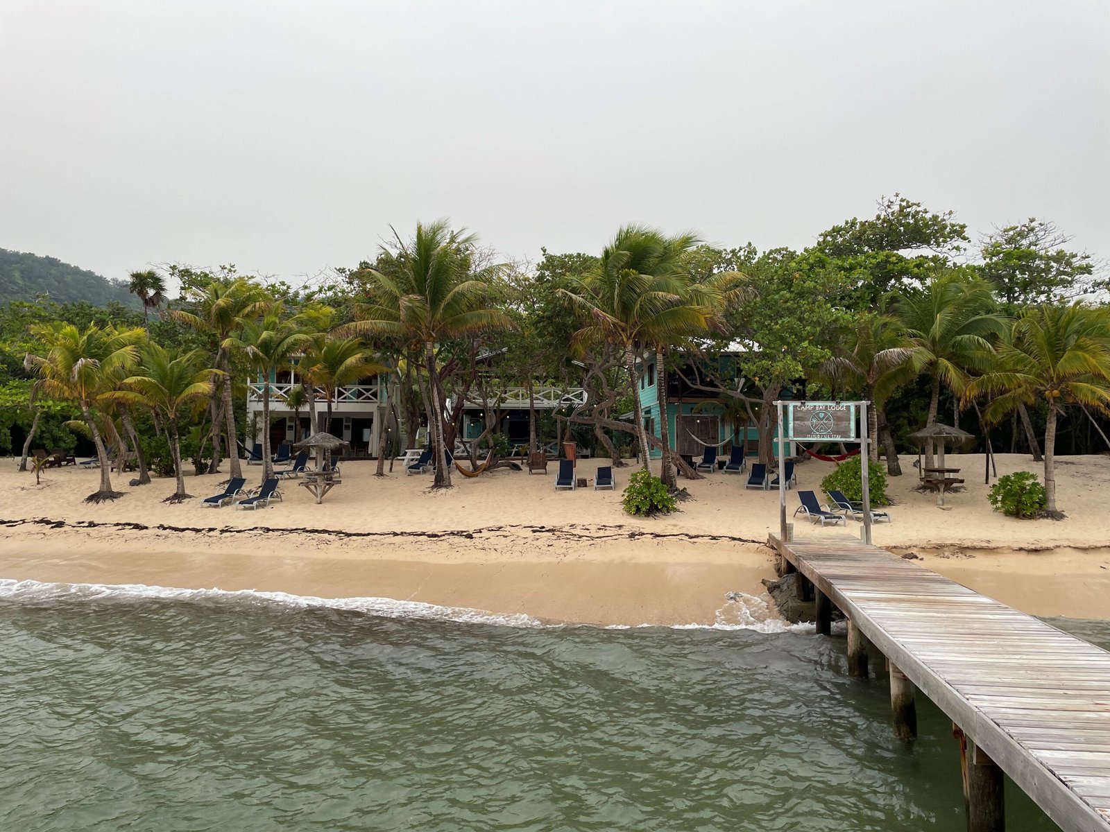 Camp Bay Lodge Roatan