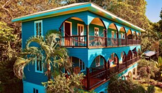 Hotel MANURII Garden Utila