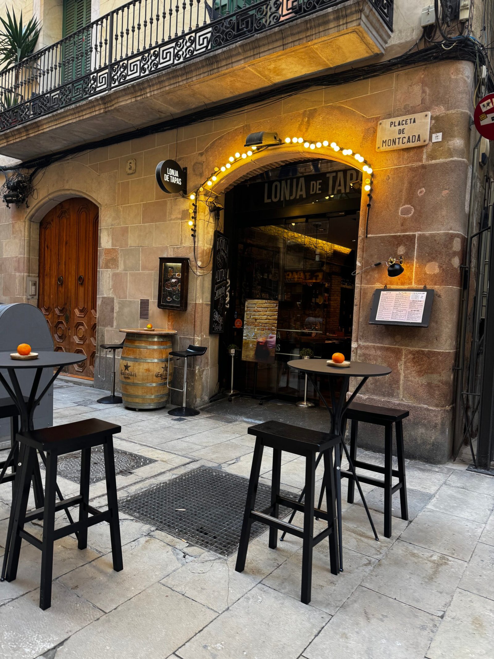 Where to Stay in Barcelona: How to Choose the Right Neighborhood