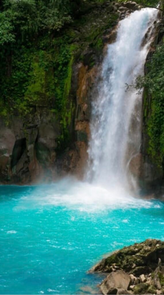 La Fortuna waterfall Costa Rica jungle
