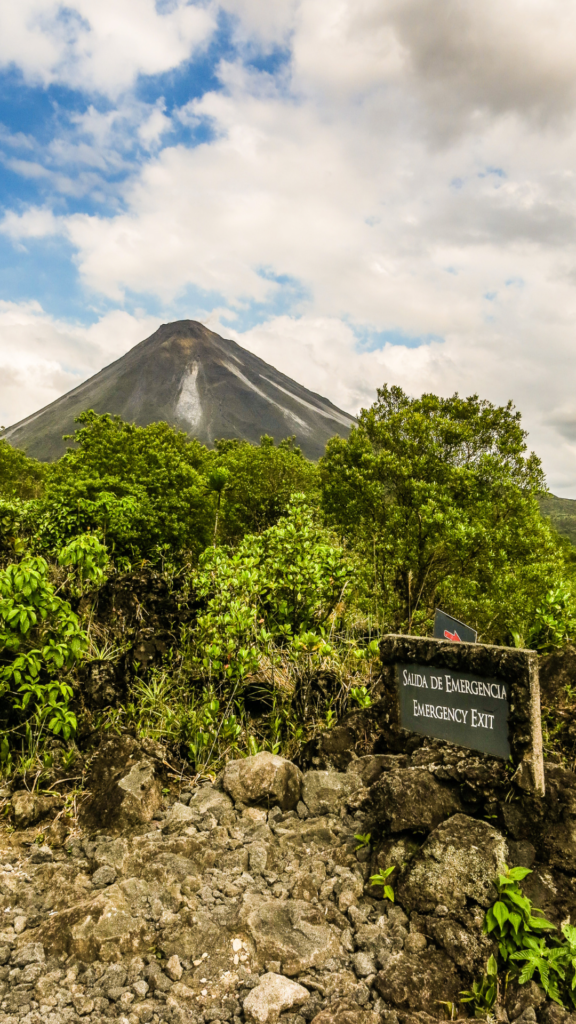 Arenal volcano Costa Rica itinerary view from Lake Arenal